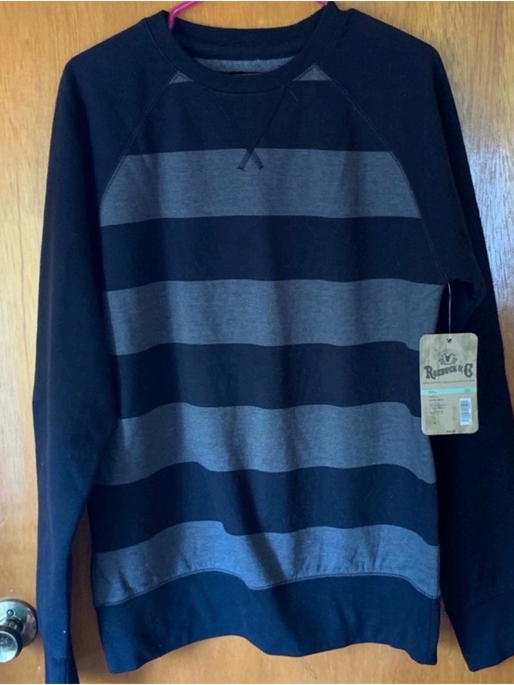 NWT Men's Crewneck Sweater in Black and Gray Wide Stripes